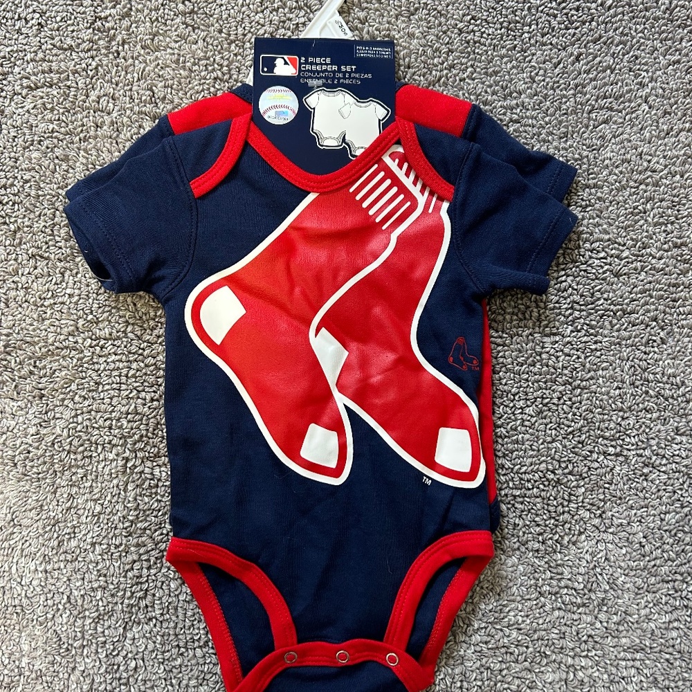 Red Sox 0-3 month 2 pack onsies size 0-3 months NWT